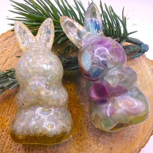 Nature Crystal Chip Resin Blessing Rabbit Figure Decor