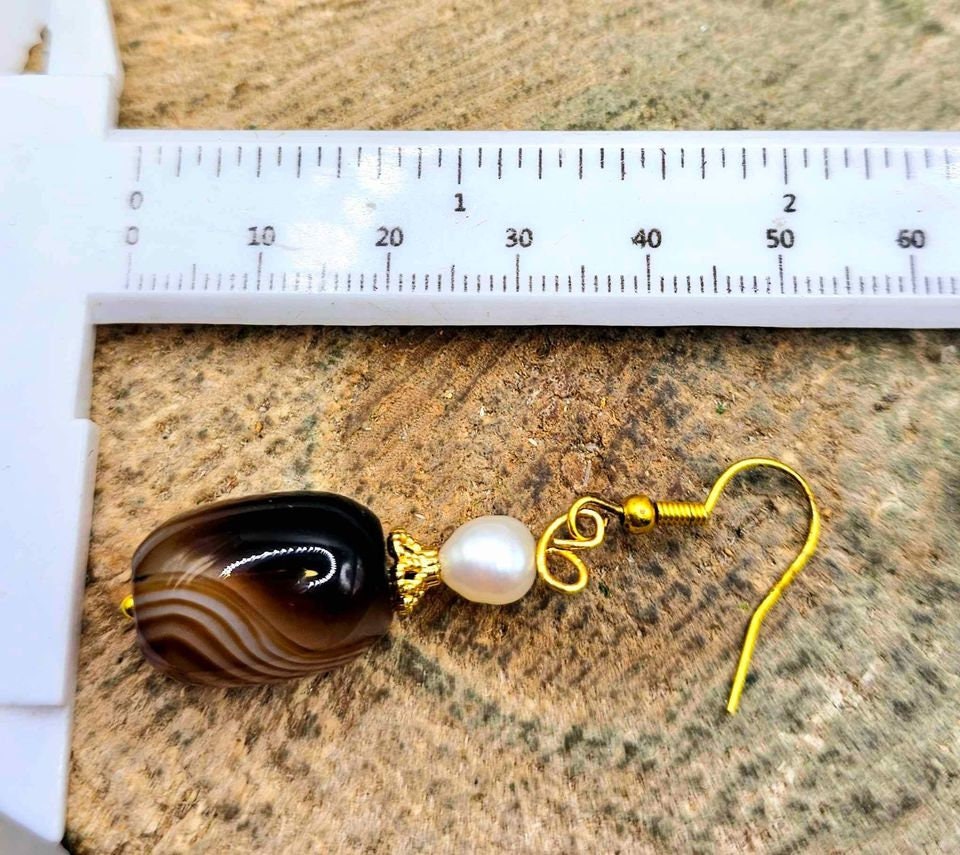 Beautiful Nature Banded Agate Flashy Pearl Dangle Earring