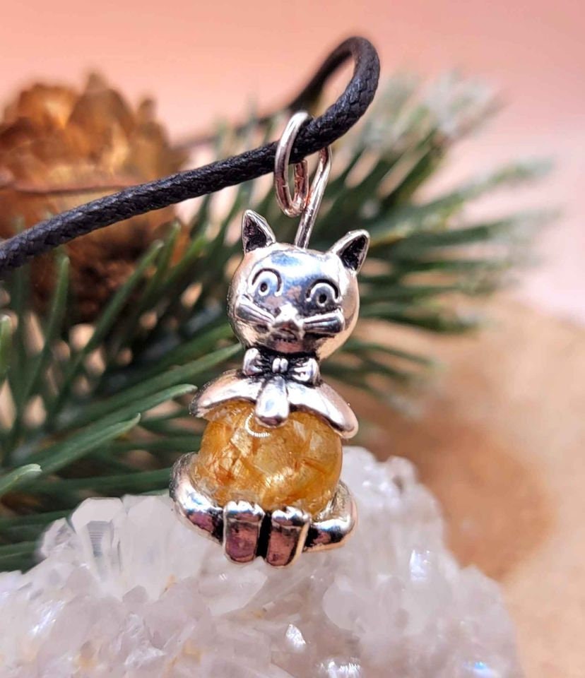 Unique Nature Rutilated Sphere Funny Cat Pendant Necklace