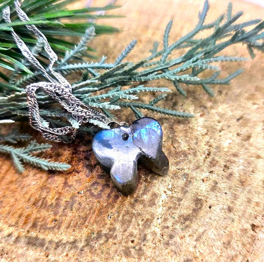 Nature Labradorite Flashy Cute Ribbon Pendant Necklace