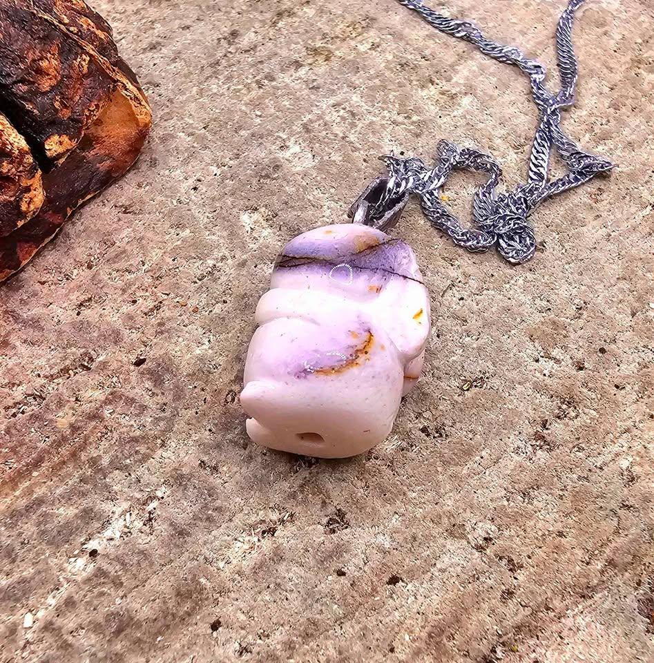 Nature Alashan Agate Hand Carved Standing Rabbit Pendant Necklace