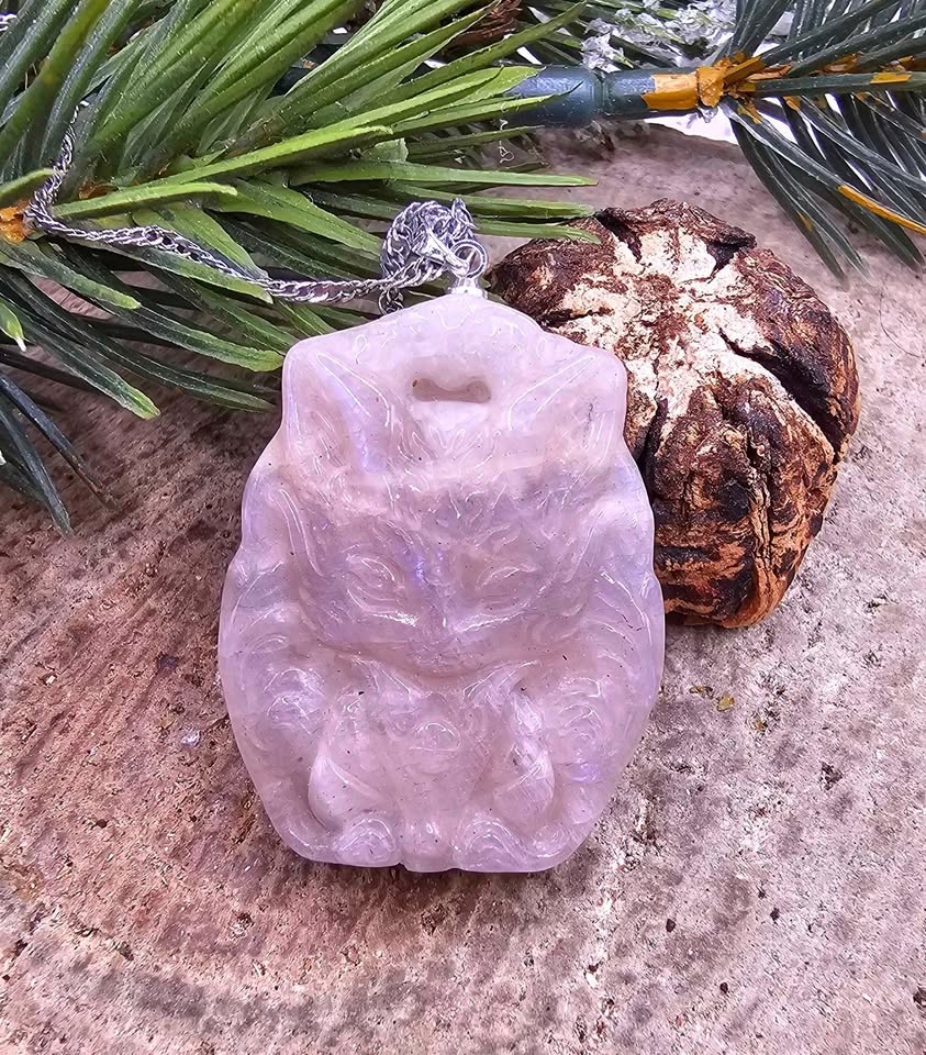 Nature Moonstone Carved Nine Tails Fox Pendant Necklace