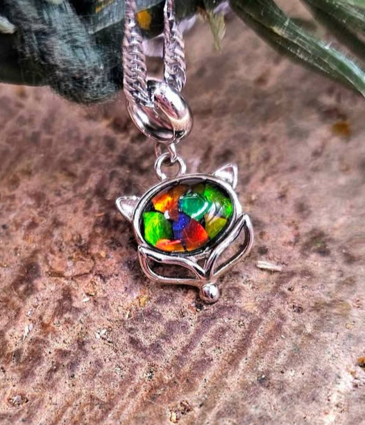 Nature Rainbow Ammolite Inlay 925 Fox Pendant Necklace