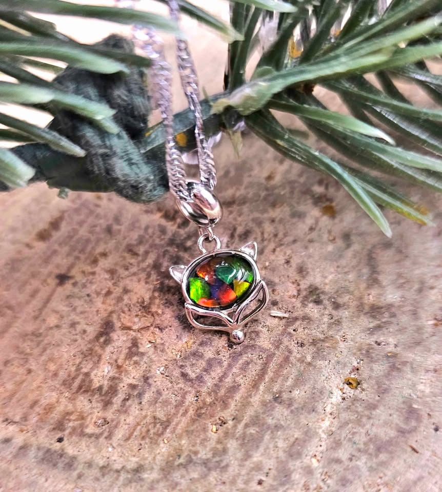 Nature Rainbow Ammolite Inlay 925 Fox Pendant Necklace