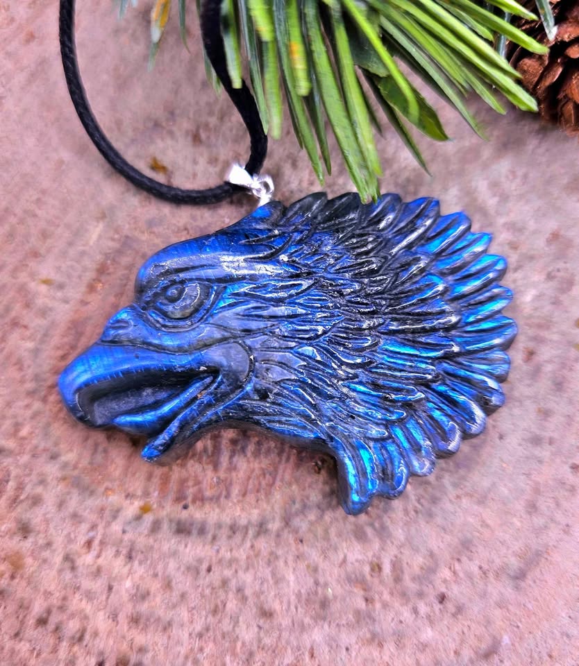 Nature Labradorite Flashy Strong Eagle Head Pendant Necklace