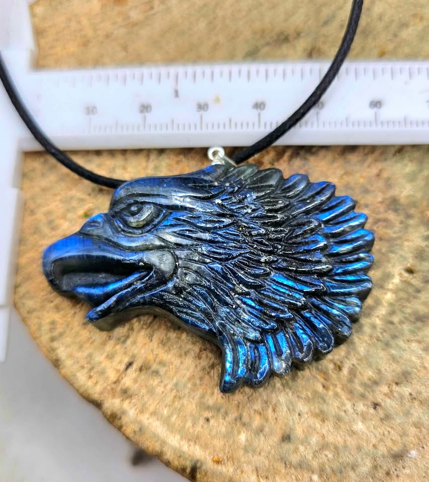 Nature Labradorite Flashy Strong Eagle Head Pendant Necklace