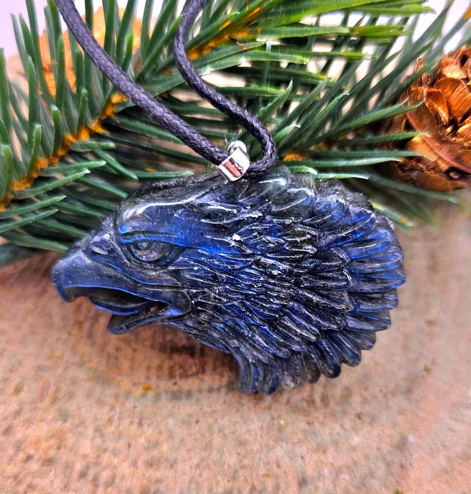 Nature Labradorite Flashy Strong Eagle Head Pendant Necklace