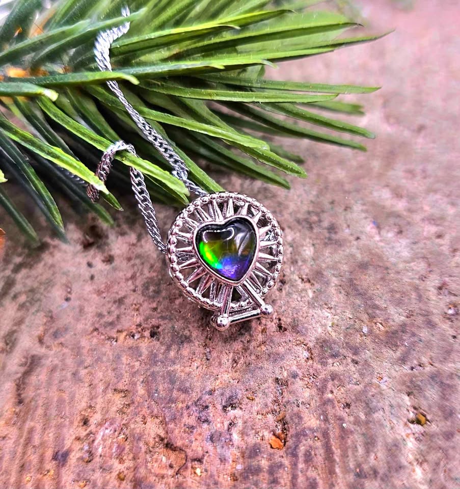Genuine Canadian Ammolite Ferris Wheel 925 Pendant Necklace.