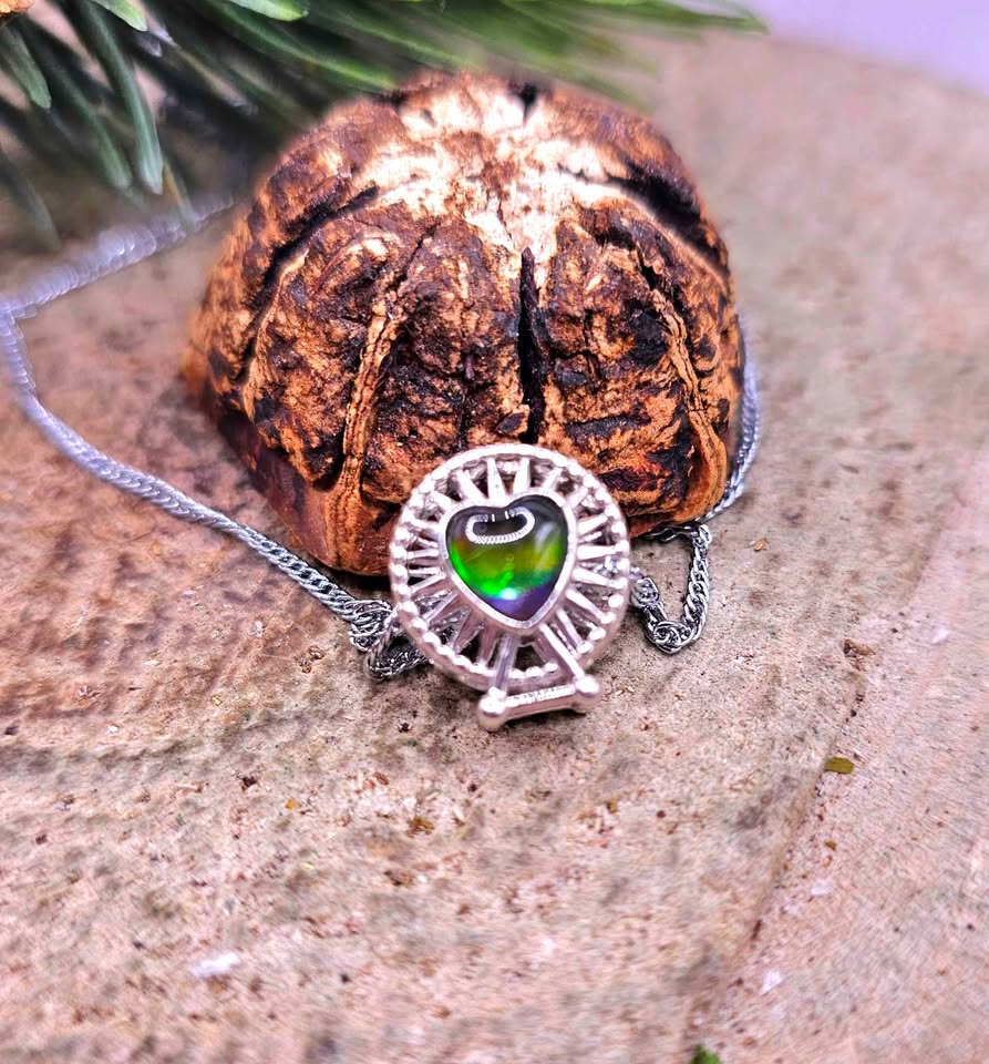 Genuine Canadian Ammolite Ferris Wheel 925 Pendant Necklace.