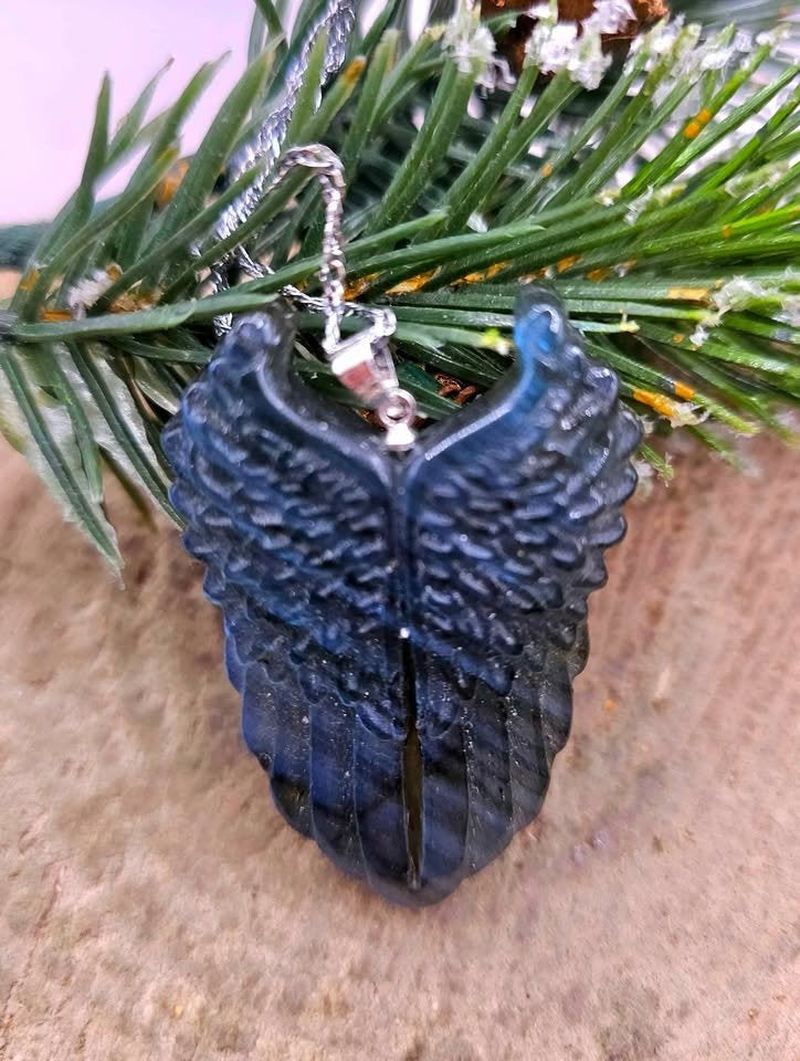 Nature Labradorite Carved Flashy Angel Wing Pendant Necklace