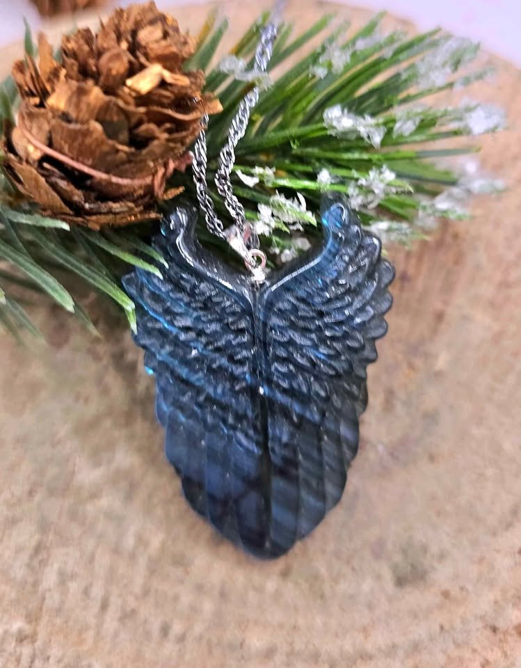 Nature Labradorite Carved Flashy Angel Wing Pendant Necklace