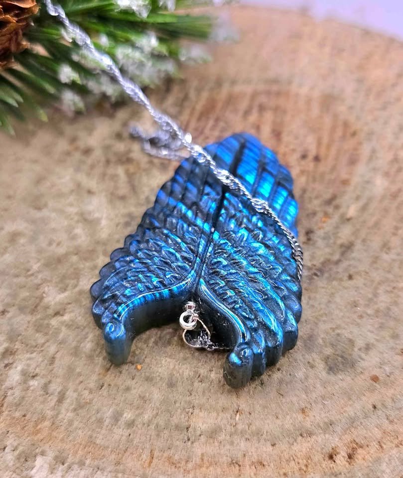 Nature Labradorite Carved Flashy Angel Wing Pendant Necklace