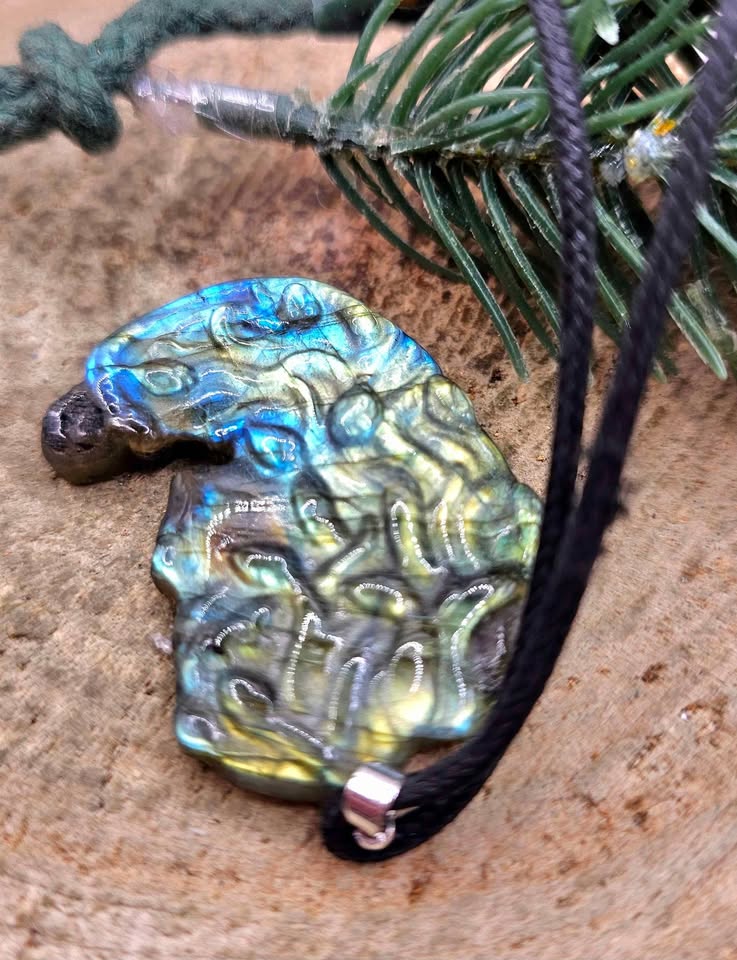 Nature Labradorite Carved Flashy Medusa Big Pendant Necklace