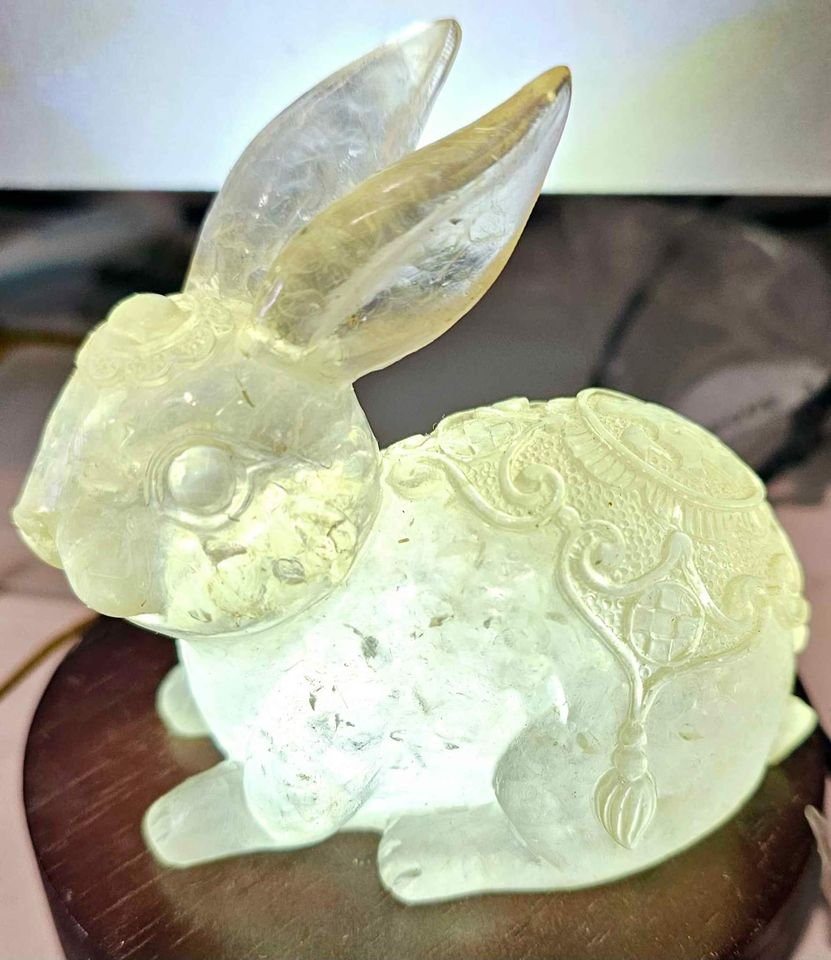 Nature Crystal Chips Resin Blessing Fortune Big Rabbit Figure