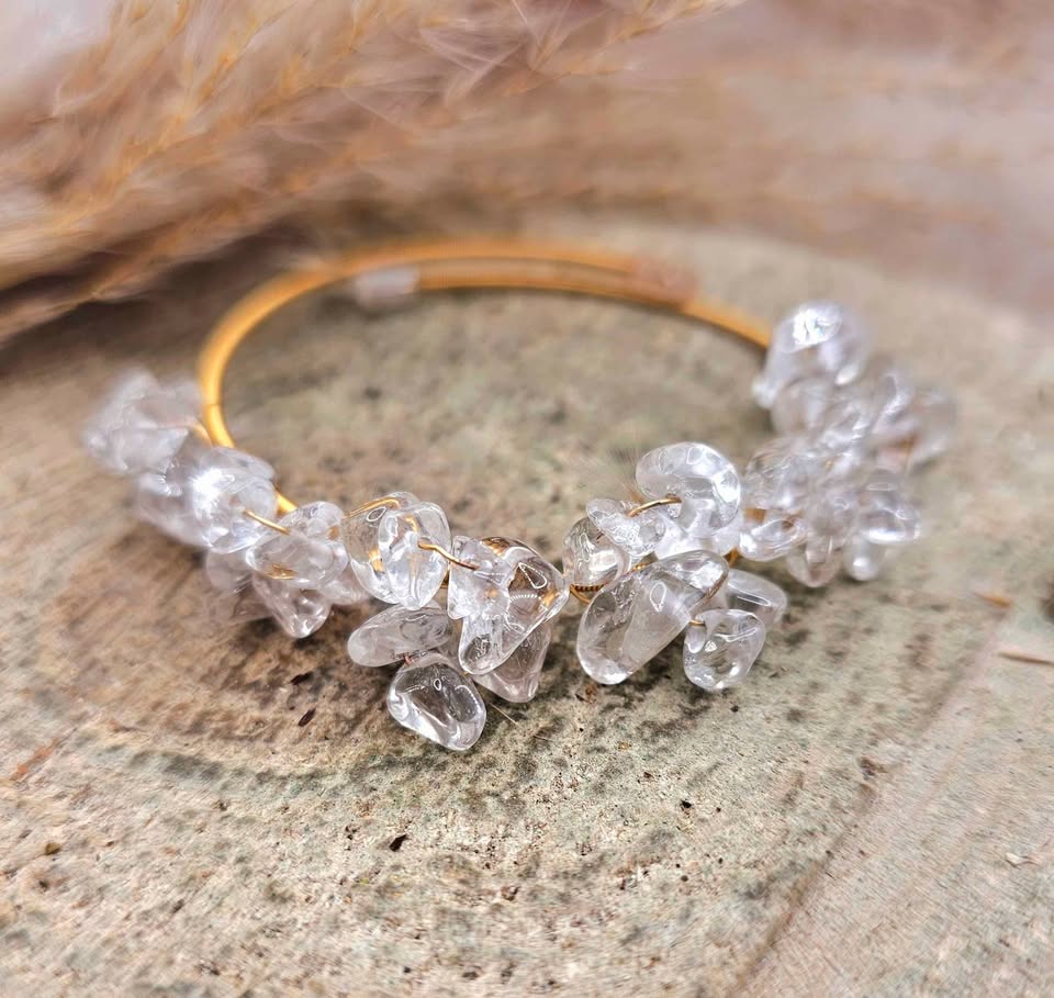 Nature Crystal Chips Flowers Bangle