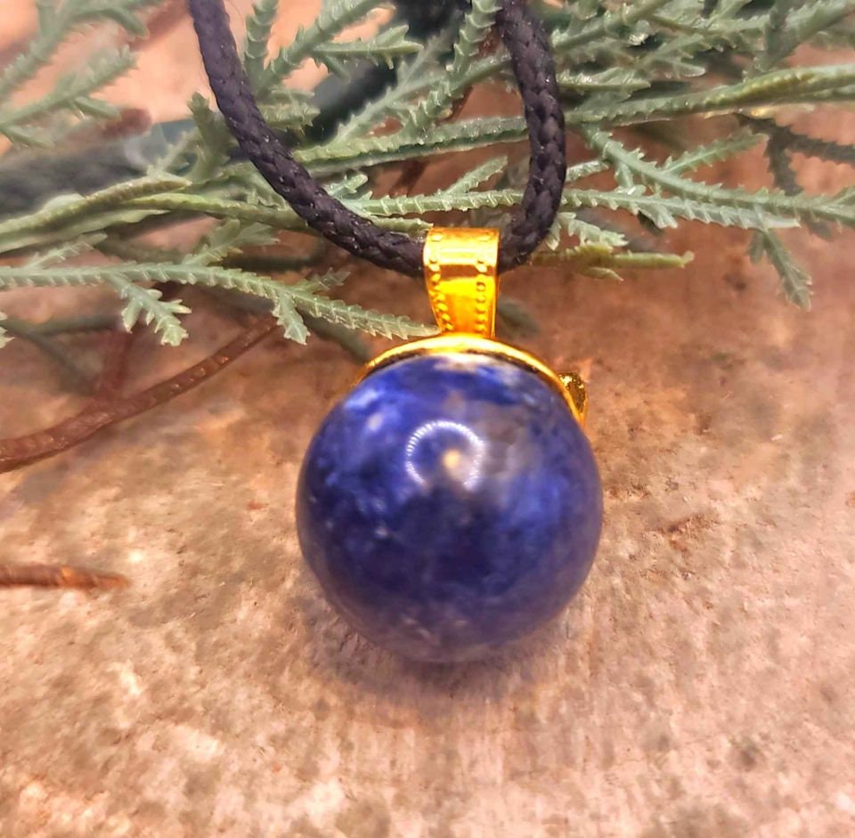 Beautiful Nature Blue Sodalite Sphere With Cat Cab Pendant Necklace