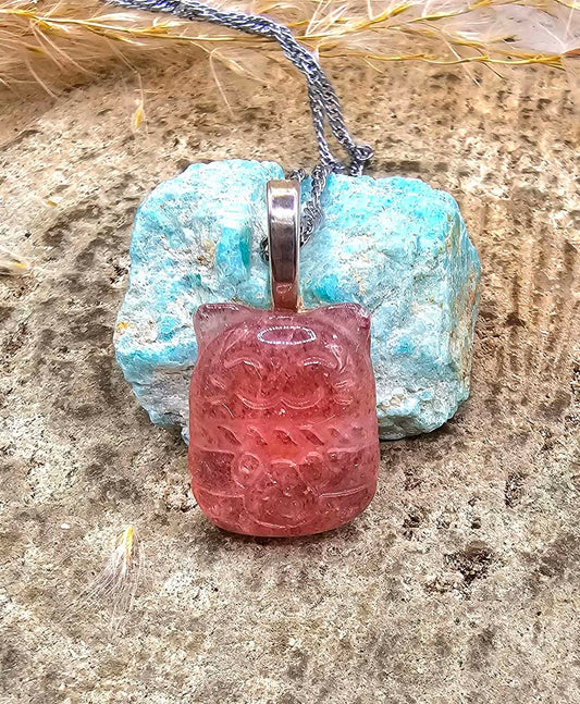 Nature Strawberry Quartz Lucky Cat Pendant Necklace