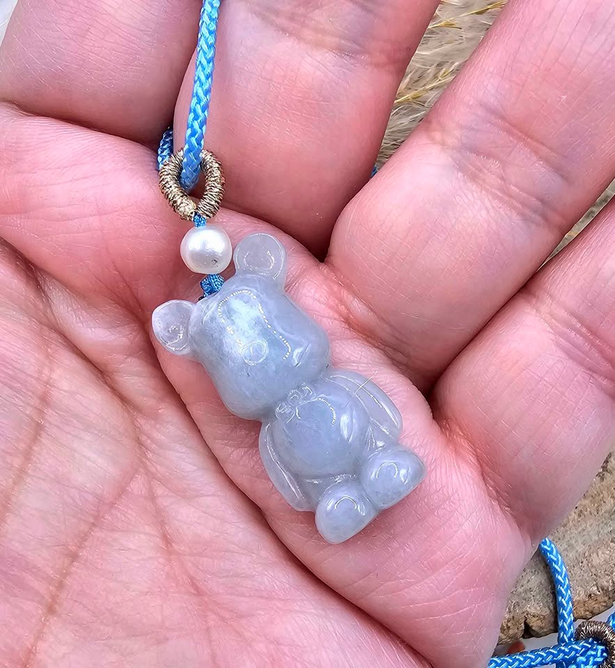 Nature Jade Carved Cute Bear Pendant Necklace