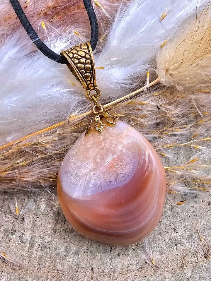 Nature Big Druzy Agate Stone Pendant Necklace