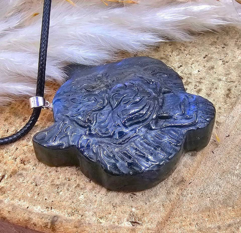 Nature Labradorite Flashy Powerful Tiger Pendant Necklace