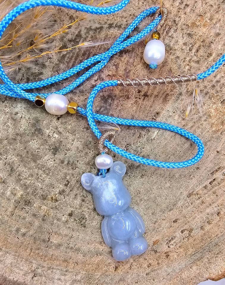 Nature Jade Carved Cute Bear Pendant Necklace