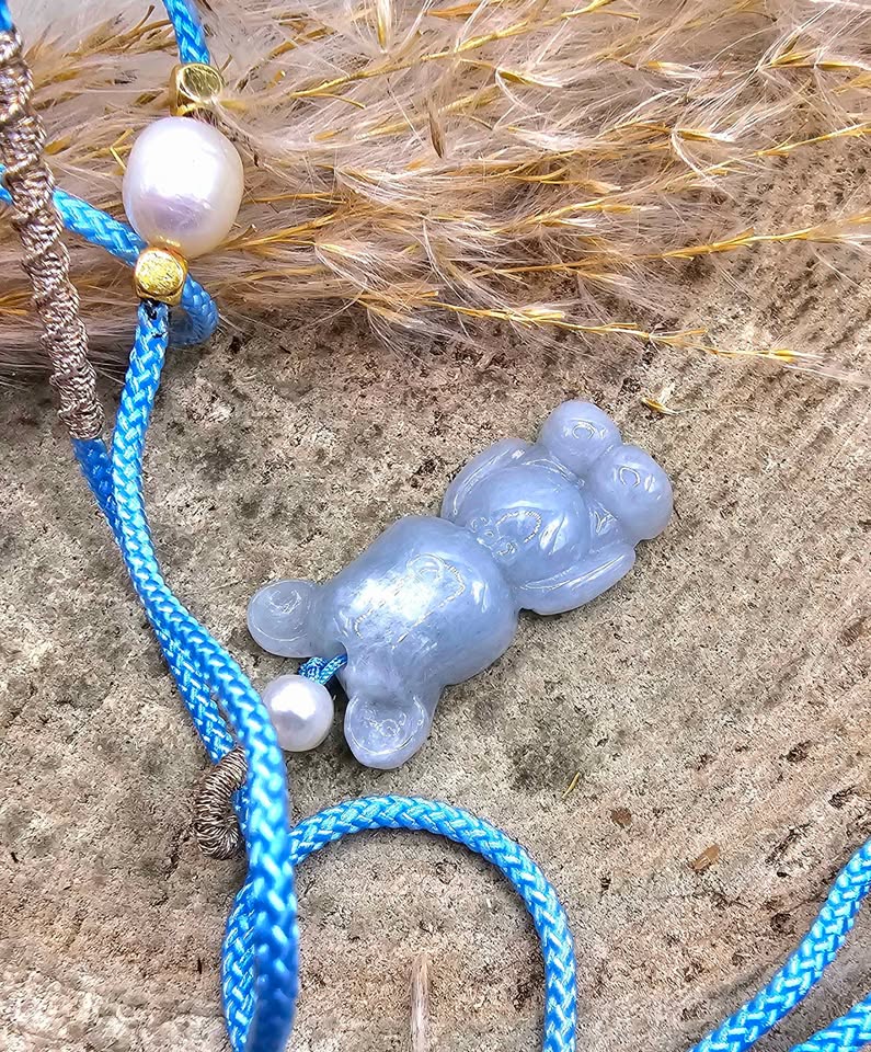 Nature Jade Carved Cute Bear Pendant Necklace