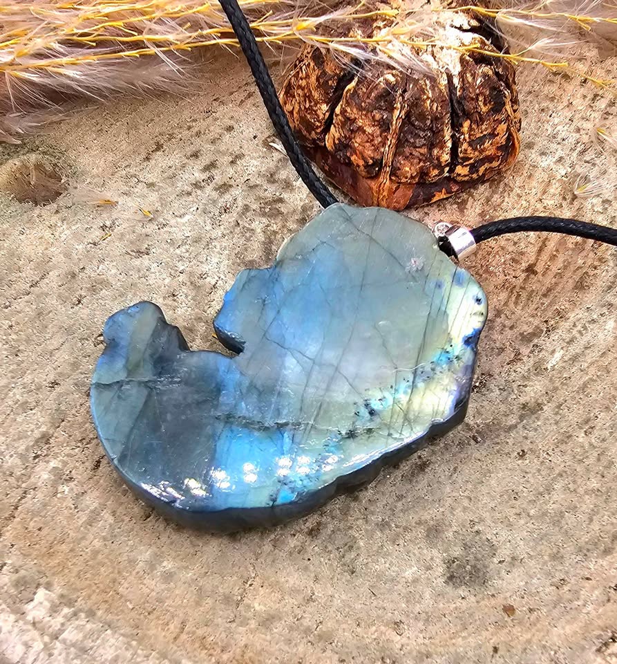 Nature Labradorite Carved Flashy Medusa Big Pendant Necklace