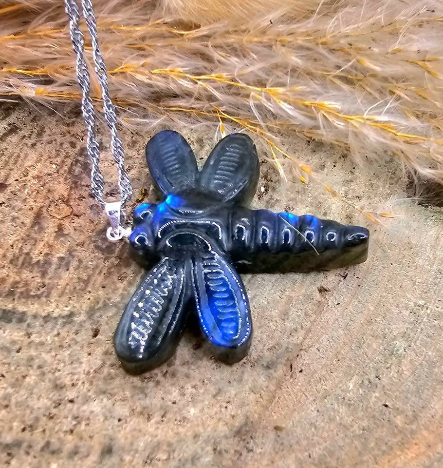 Nature Labradorite Carved Flashy Dragonfly Pendant Necklace