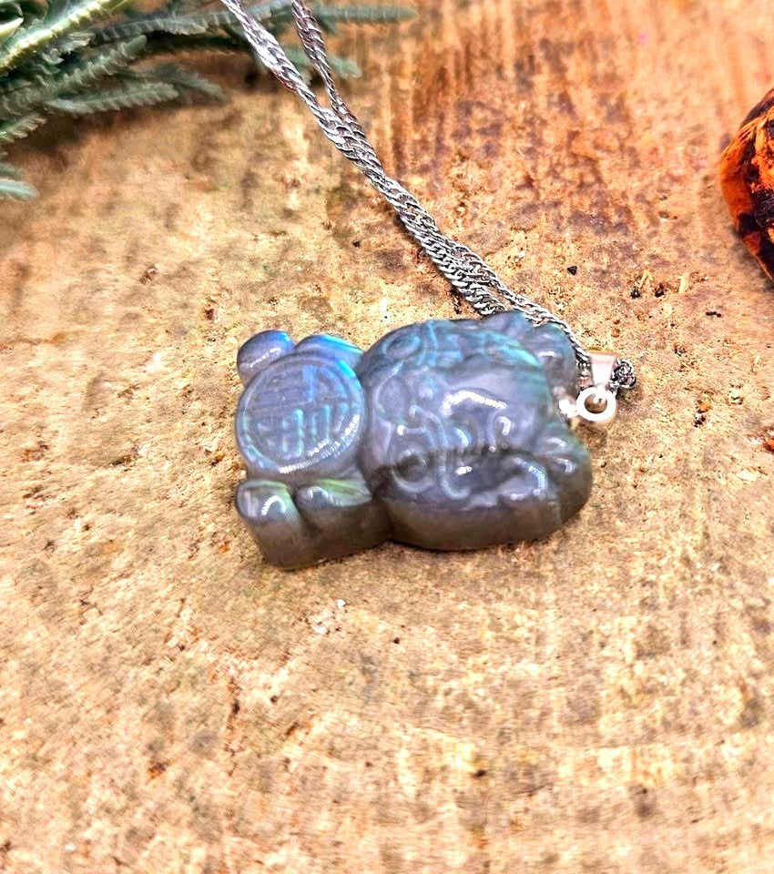 Nature Labradorite Dragon Baby Pendant Necklace