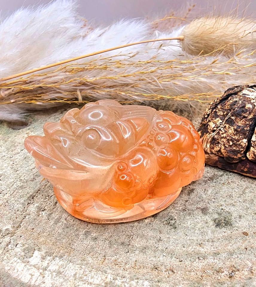 Nature Orange Hematoid Quartz Hand Carved 3 Legs Toad 2"Figure