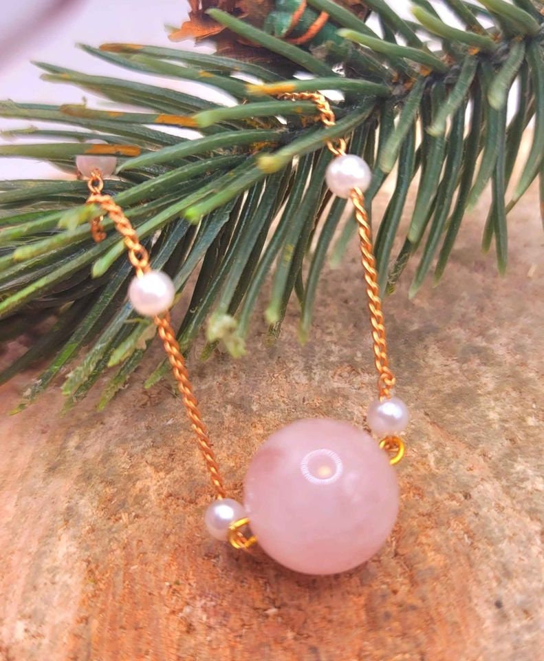 Beautiful Nature Pink Morganite White Beads Accent Rose Gold Necklace
