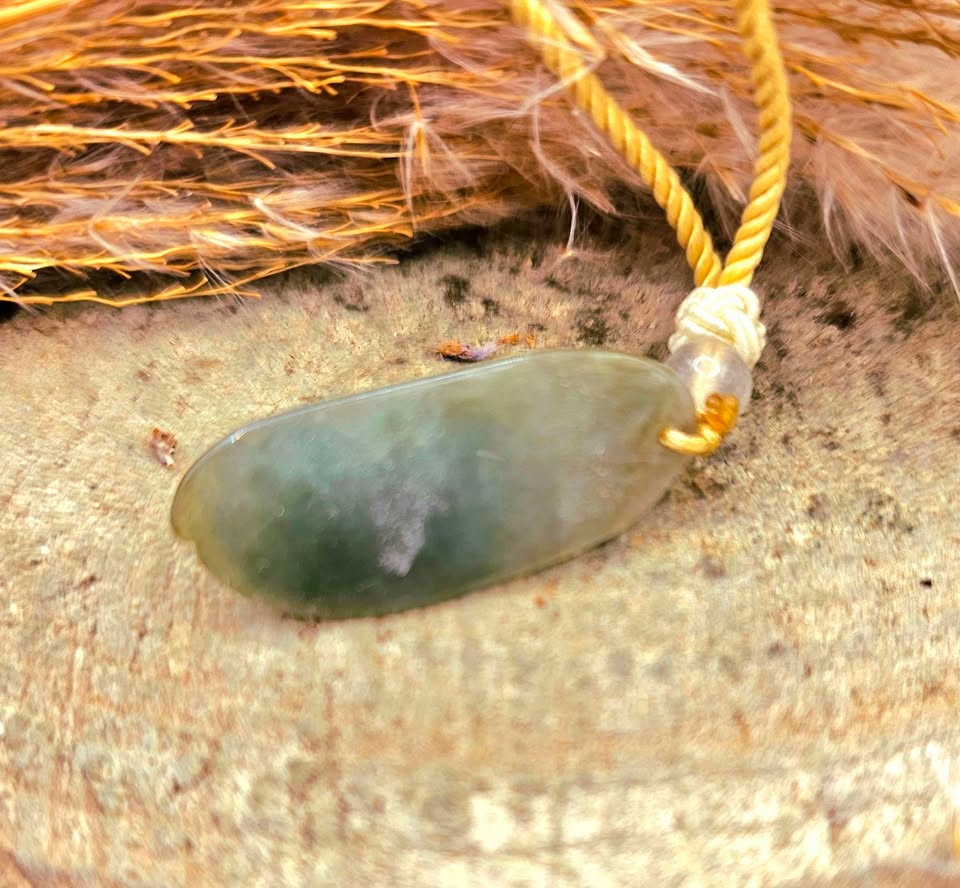 Nature Jade Carved Peapod Adjustable Hand Braided Pendant Necklace