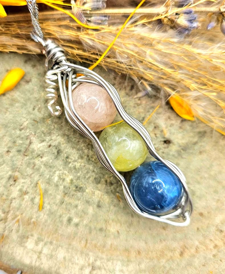 Nature Morganite Wire Wrapped Peapod Pendant Necklace