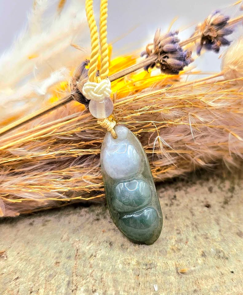 Nature Jade Carved Peapod Adjustable Hand Braided Pendant Necklace