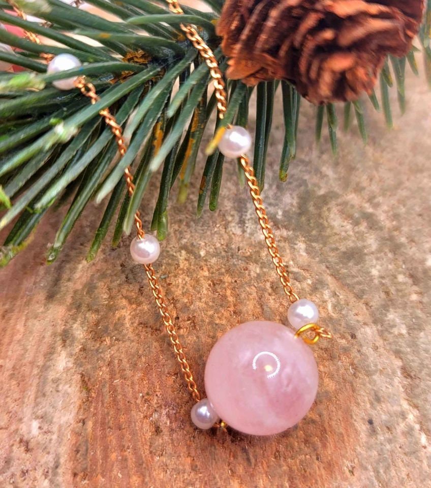 Beautiful Nature Pink Morganite White Beads Accent Rose Gold Necklace