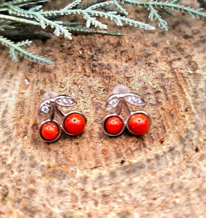 Cherry Ear Stud – Natural South Red Agate
