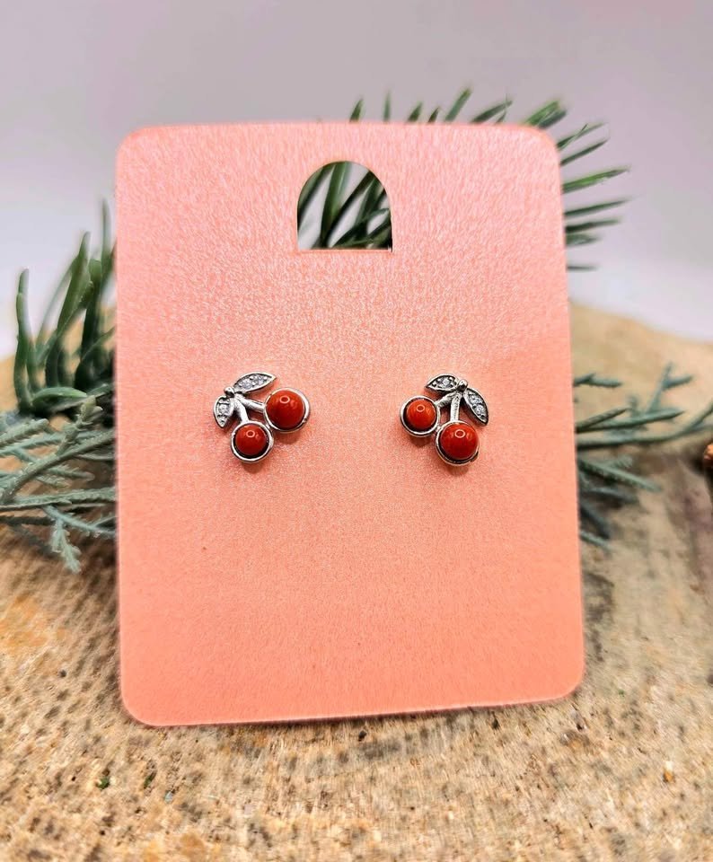 Cherry Ear Stud – Natural South Red Agate