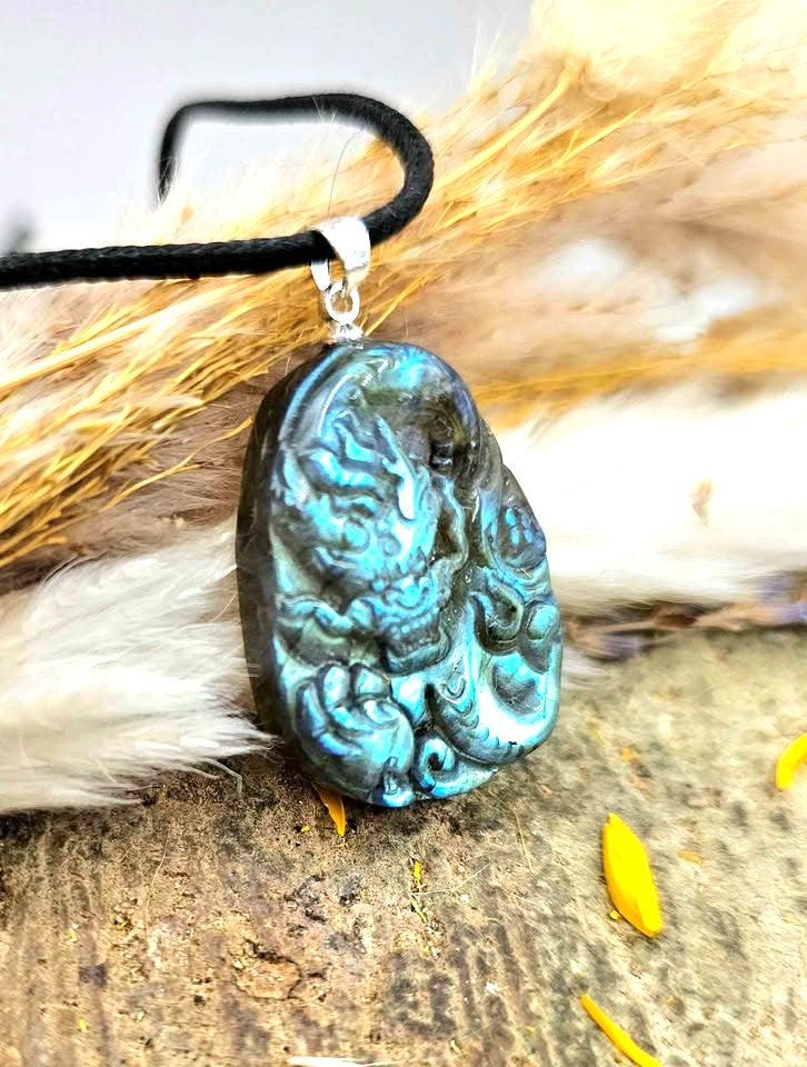 Nature Labradorite Carved Flying Dragon Pendant Necklace