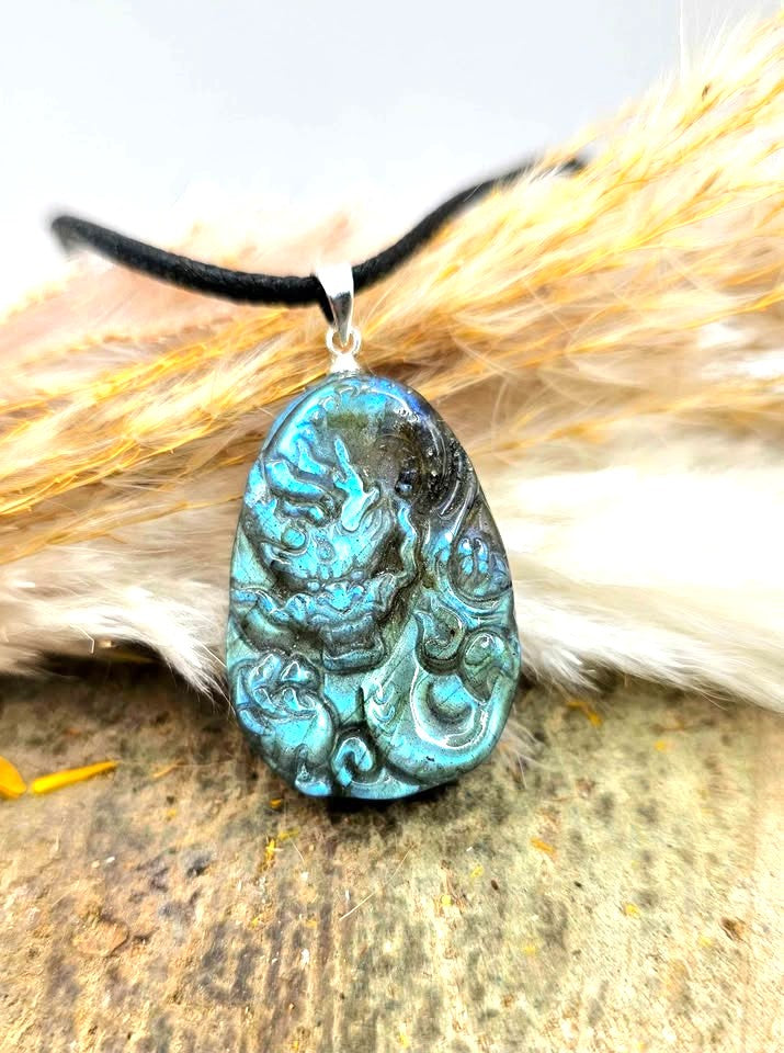 Nature Labradorite Carved Flying Dragon Pendant Necklace