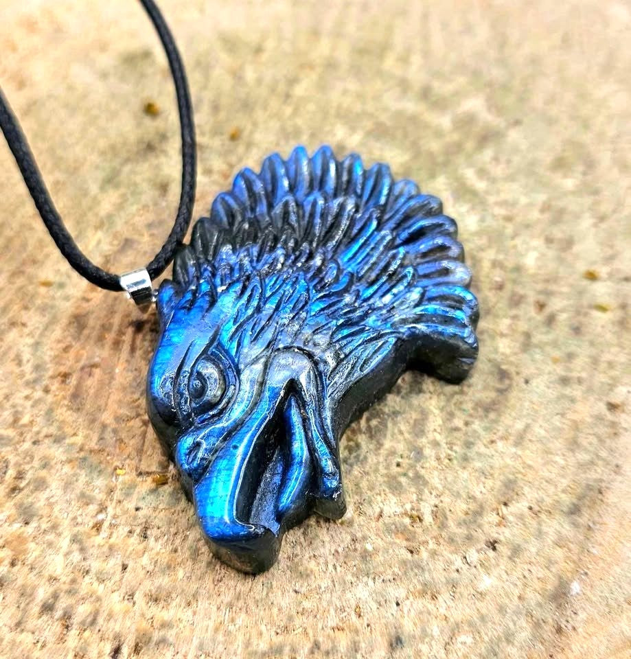 Nature Labradorite Eagle Head Pendant Necklace