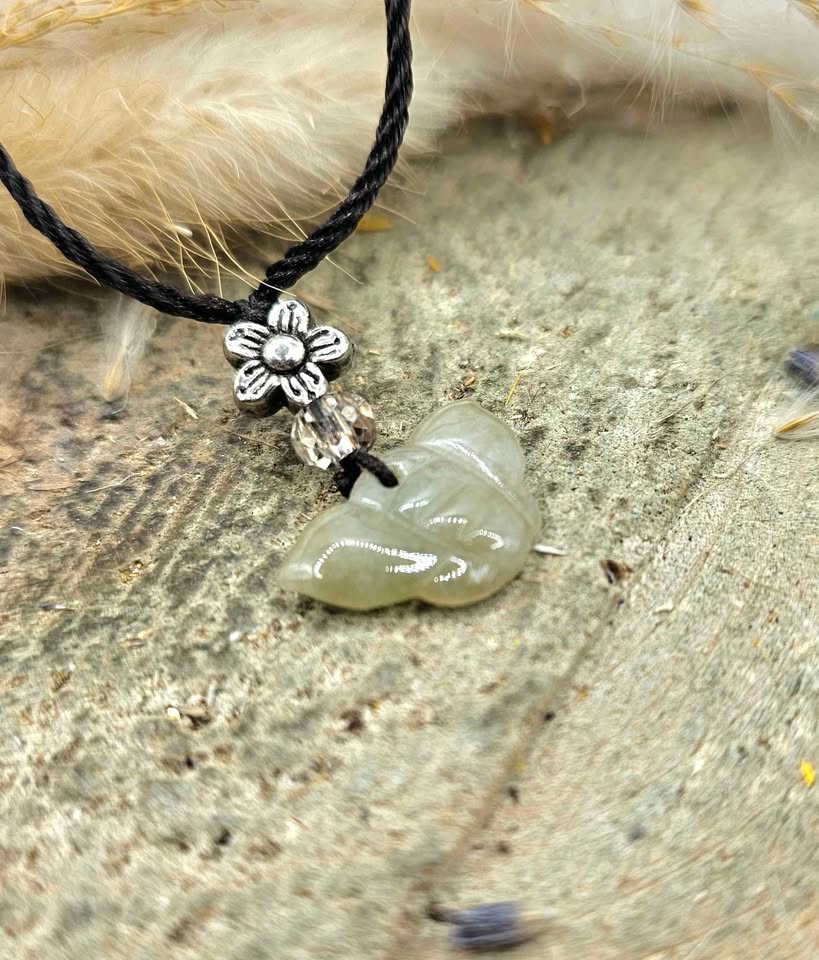 Nature Jade Carved Butterfly Pendant Necklace