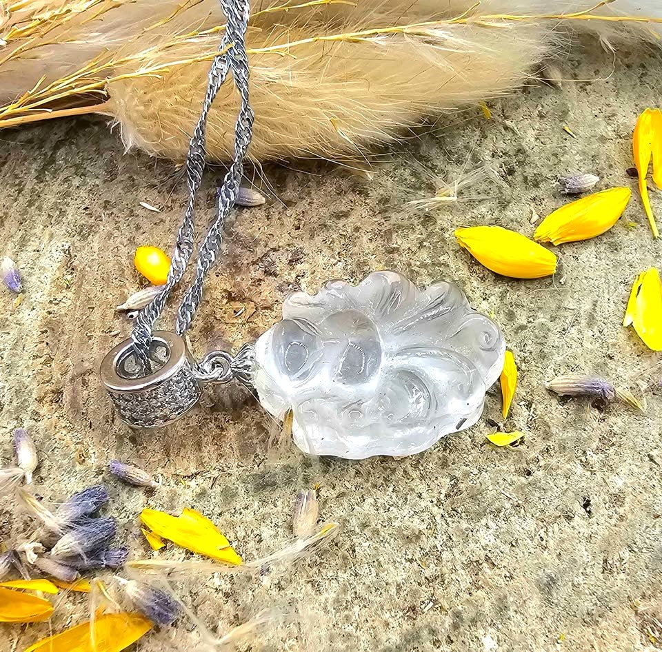 Nature Clear Crystal Nine Tails Fox Pendant Necklace