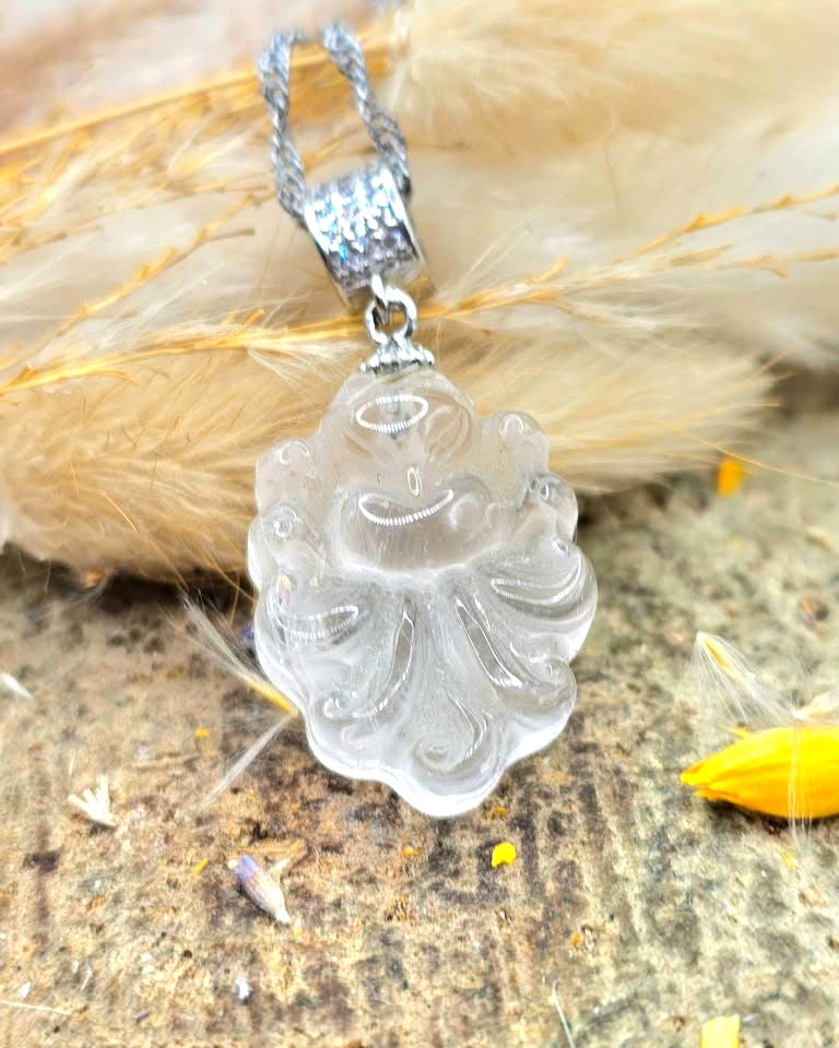 Nature Clear Crystal Nine Tails Fox Pendant Necklace