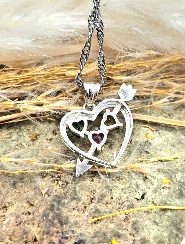 Nature Tourmaline Gemstones Arrow Heart Pendant Necklace