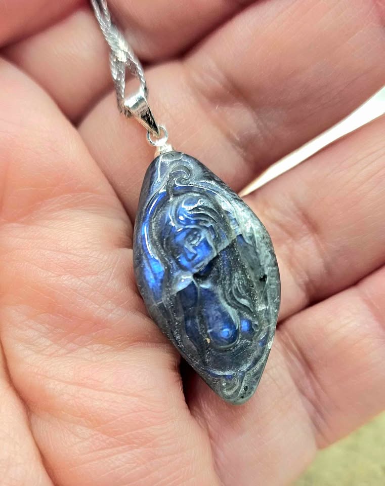 Nature Labradorite Carved Flashy Origin Of Life Pendant Necklace