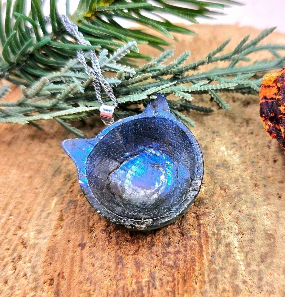 Labradorite carved flashy cat dish pendant necklace lifestyle — My Aura Gemstones