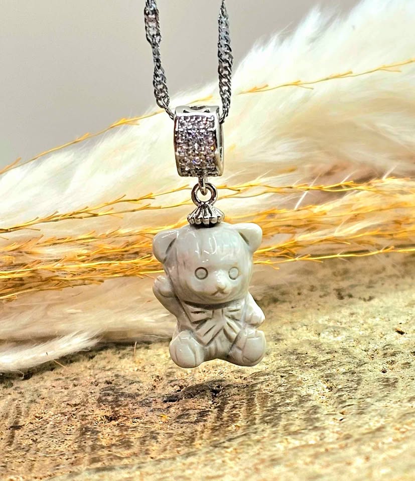 Nature Alashan Agate Hand Carved Bear Pendant Necklace