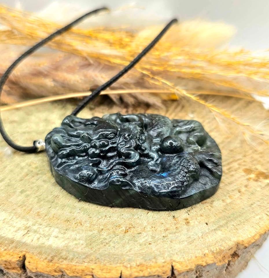 Nature Labradorite Flying Oriental Dragon Pendant Necklace.