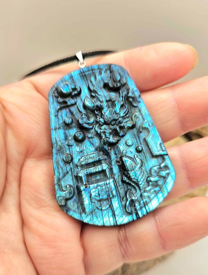 Nature Labradorite Oriented Dragon And Palace Pendant Necklace