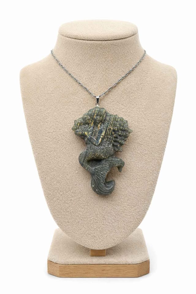Nature Labradorite Mermaid Big Pendant Necklace